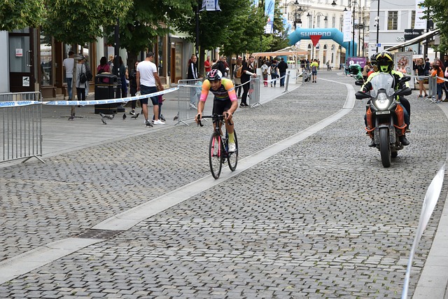 祖尼尔不仅 祖尼尔不仅